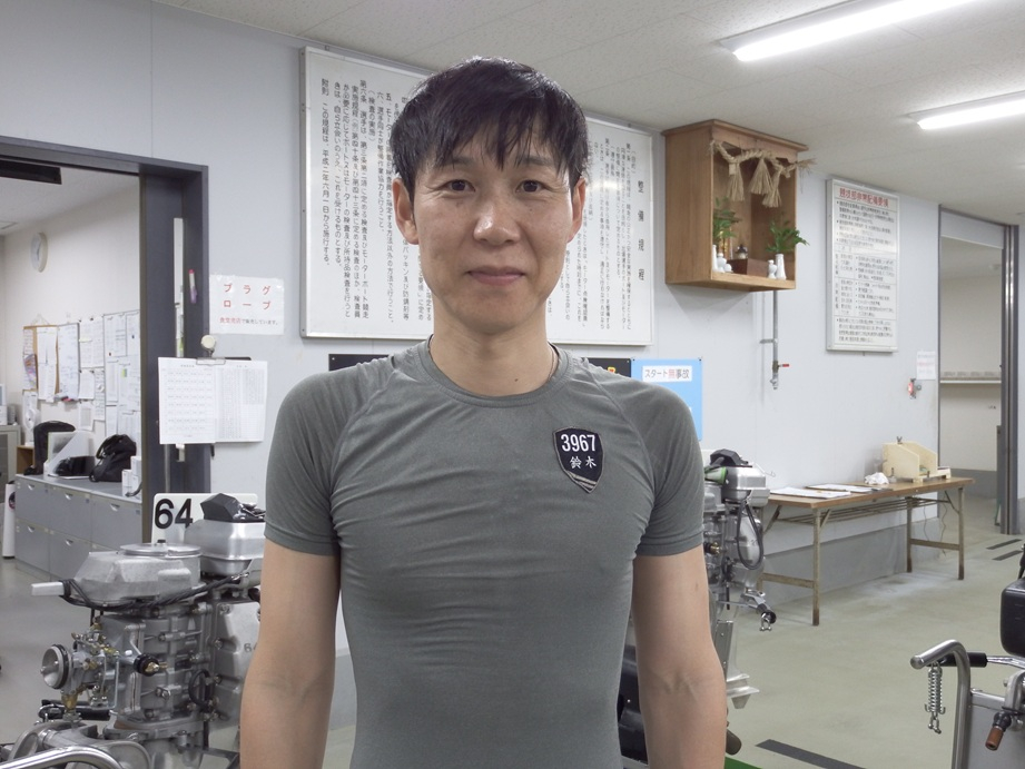 鈴木茂高が良機を獲得